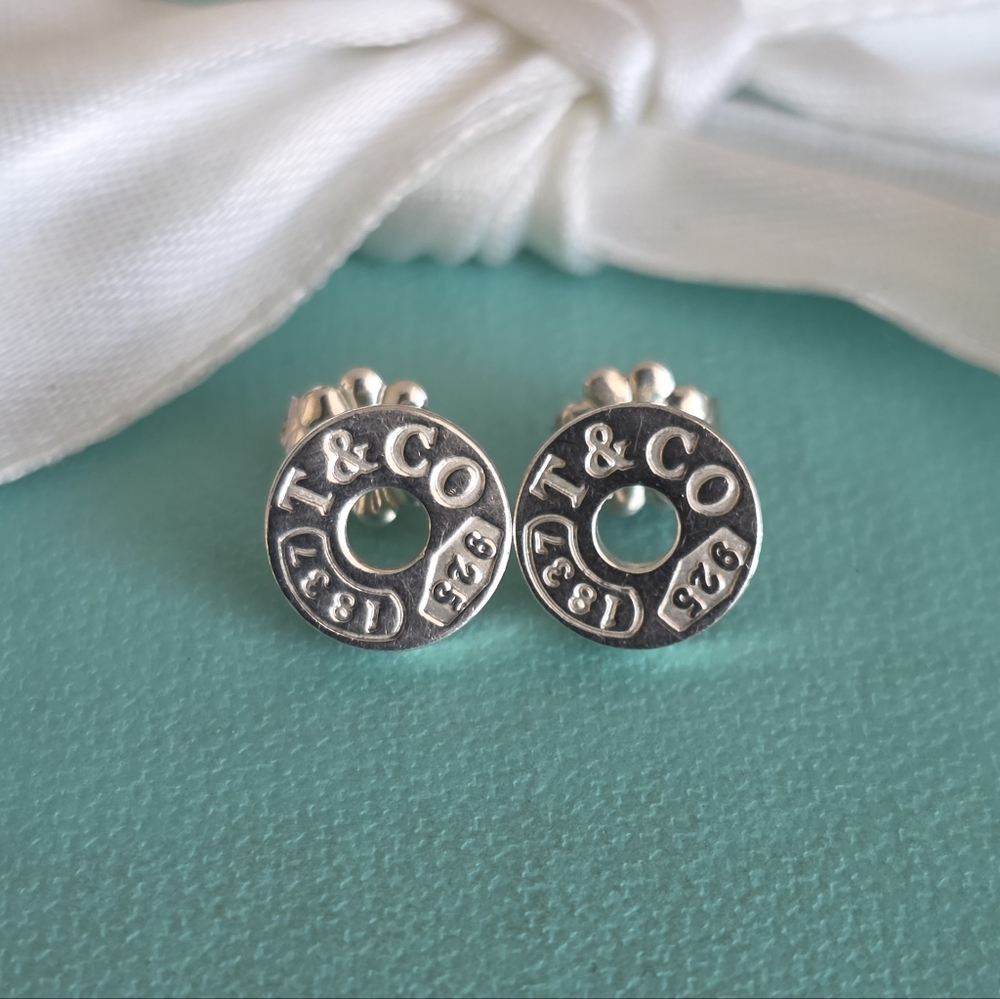 ⚠️Tiffany & Co. Silver Earrings